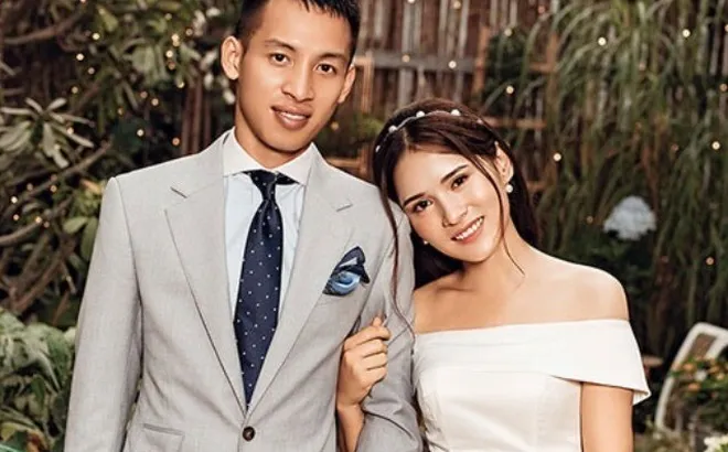 Búp bê người Tày khiến cựu đội trưởng đội tuyển Việt Nam quyết tâm theo đuổi, sinh con được chồng tặng biệt thự 3 tầng